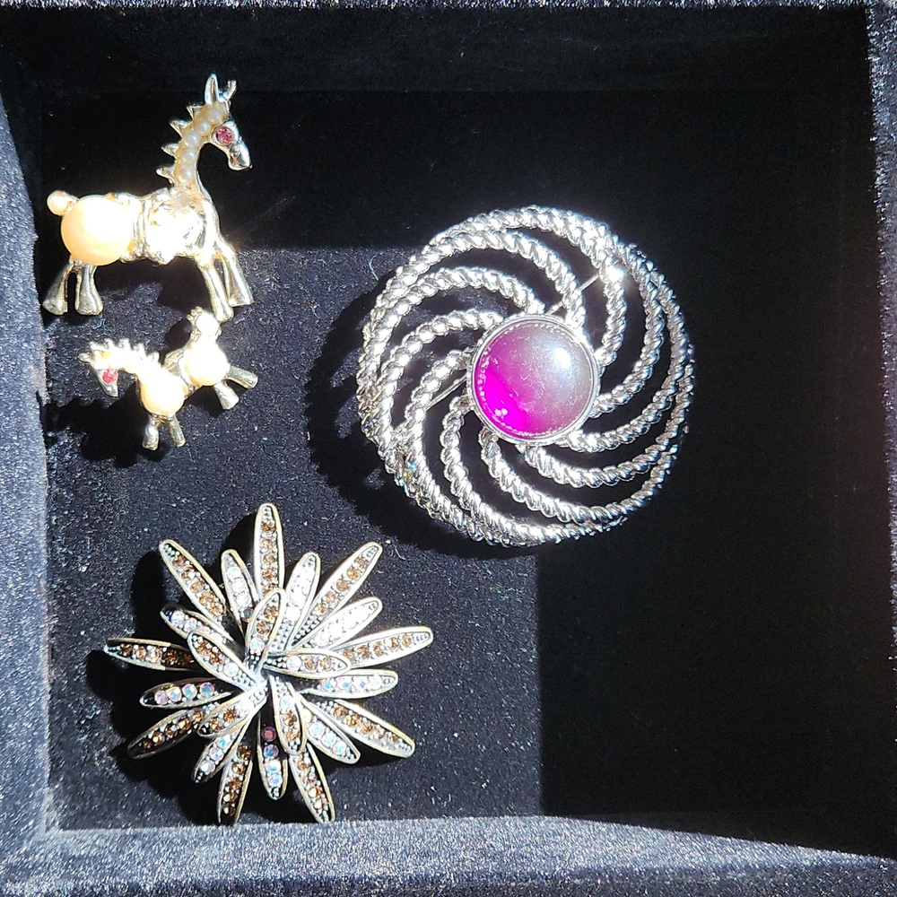 Antique brooch